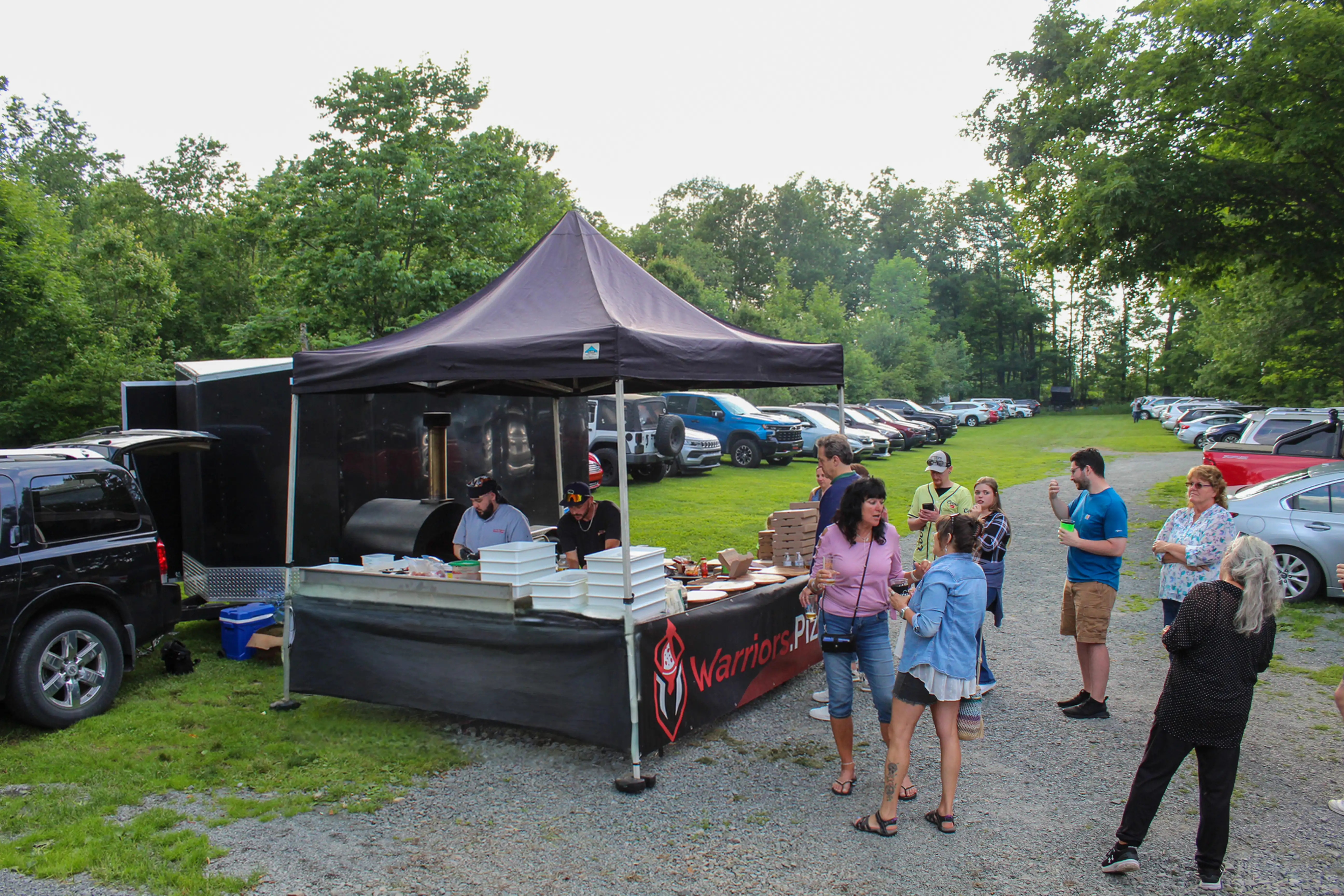 Warriors-Pizza-Preparing-For-Customers